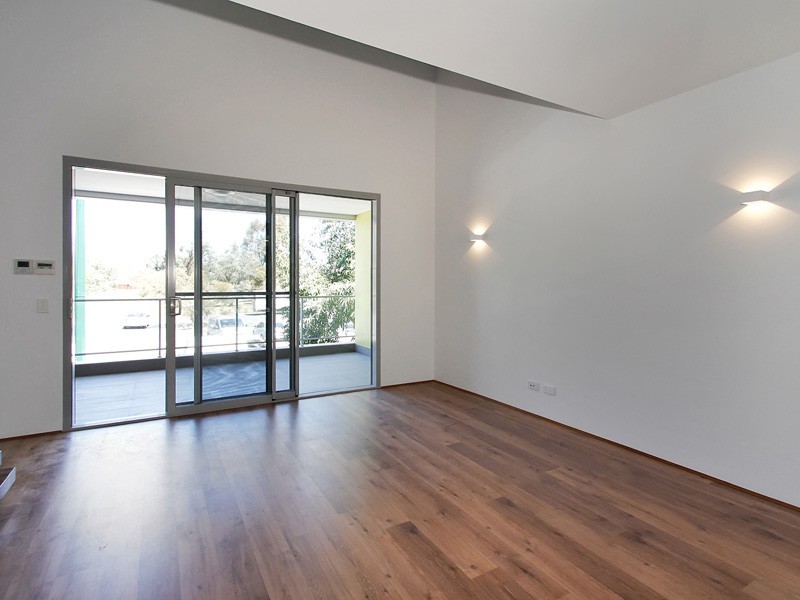 10/2 Downey Drive, Como WA 6152