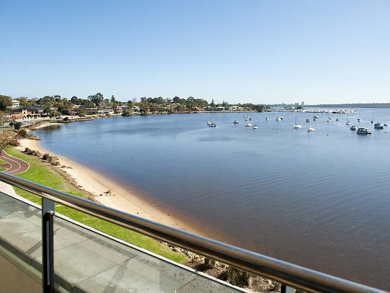 N403/70 Canning Beach Road, Applecross WA 6153