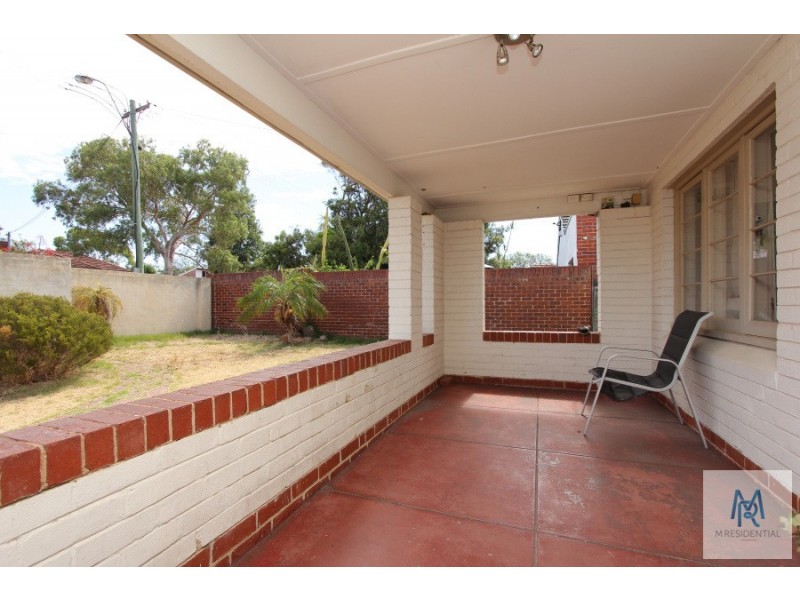 210 South Terrace, Como WA 6152