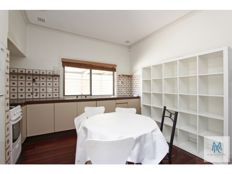 210 South Terrace, Como WA 6152