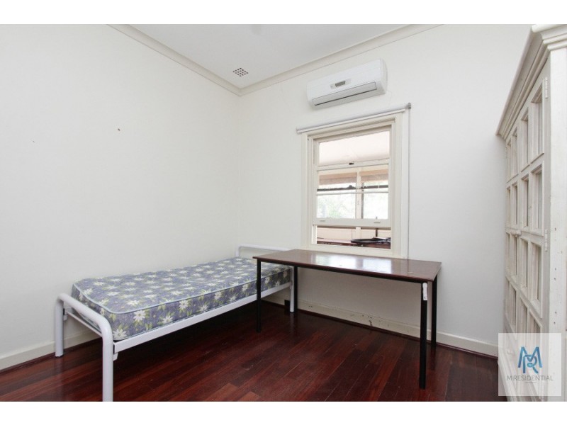 210 South Terrace, Como WA 6152