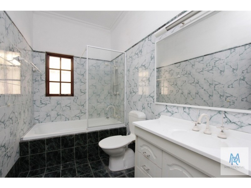 210 South Terrace, Como WA 6152