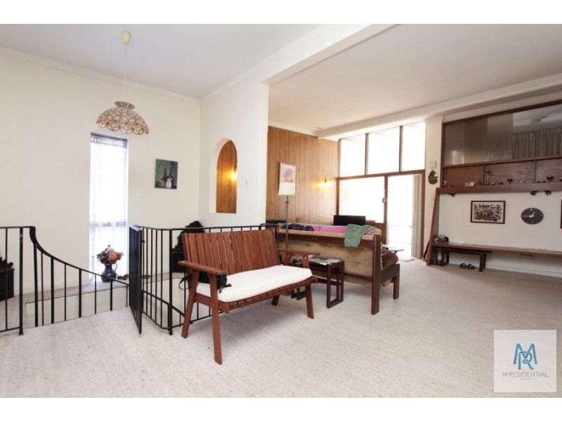 5 Winmarley Street, Floreat WA 6014