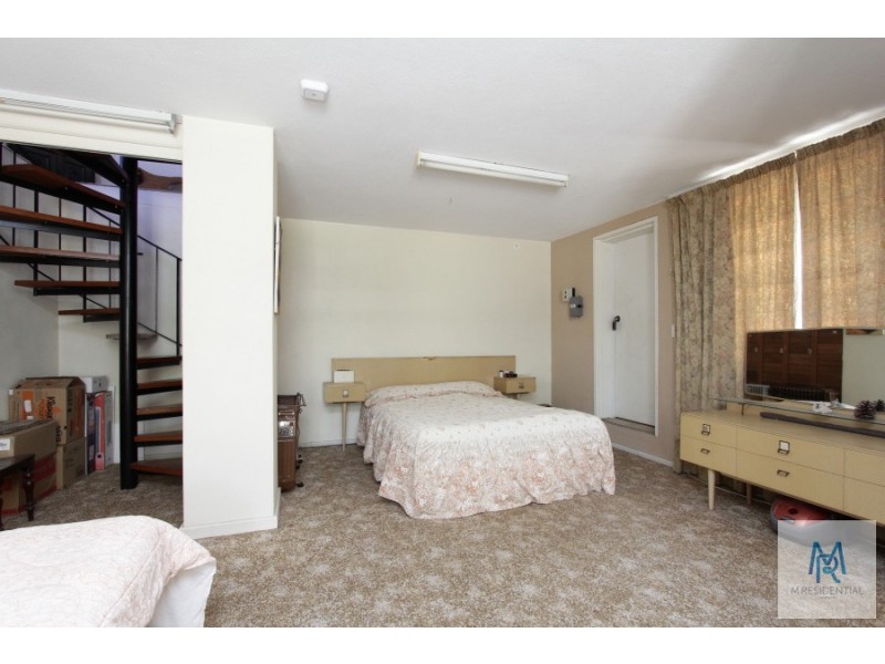 5 Winmarley Street, Floreat WA 6014