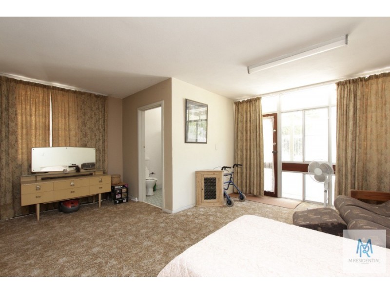 5 Winmarley Street, Floreat WA 6014