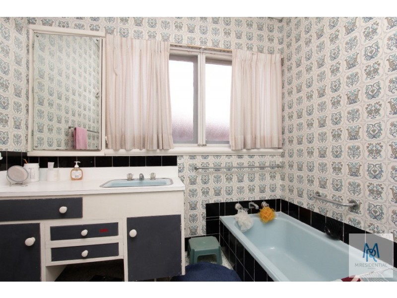 5 Winmarley Street, Floreat WA 6014