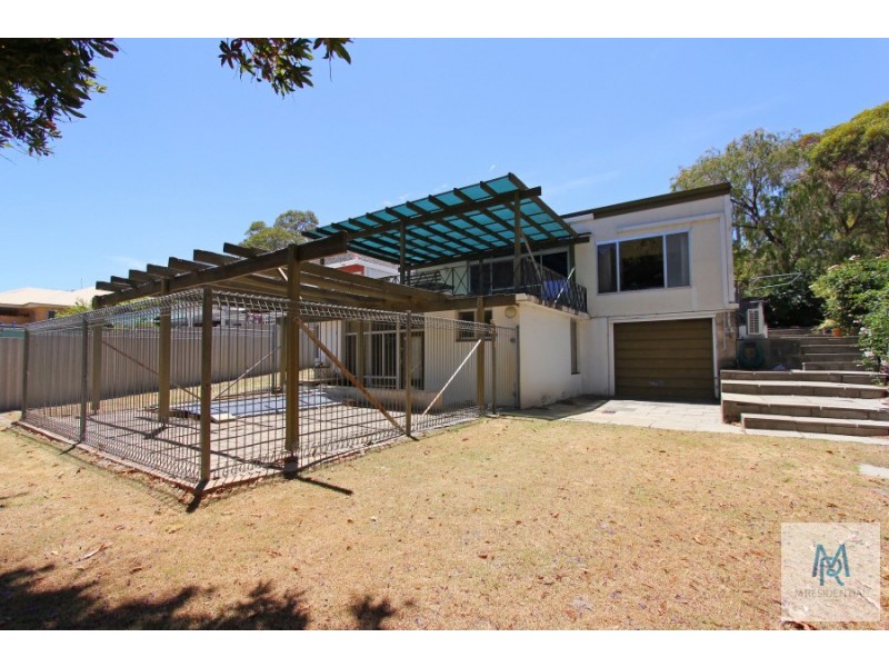 5 Winmarley Street, Floreat WA 6014