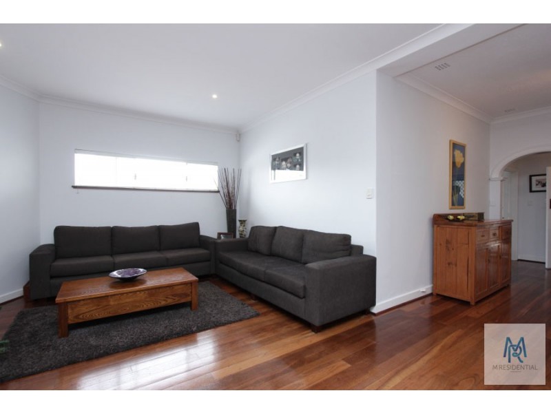 96 Monash Avenue, Como WA 6152