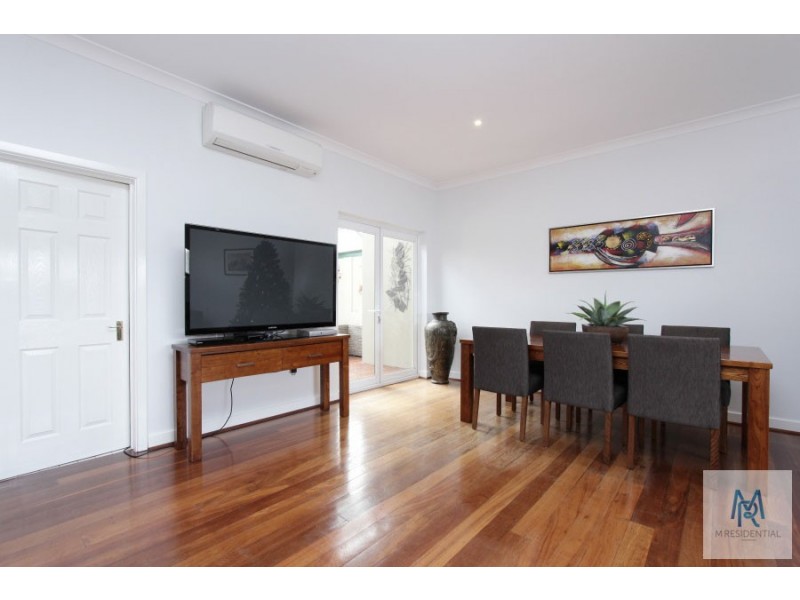 96 Monash Avenue, Como WA 6152