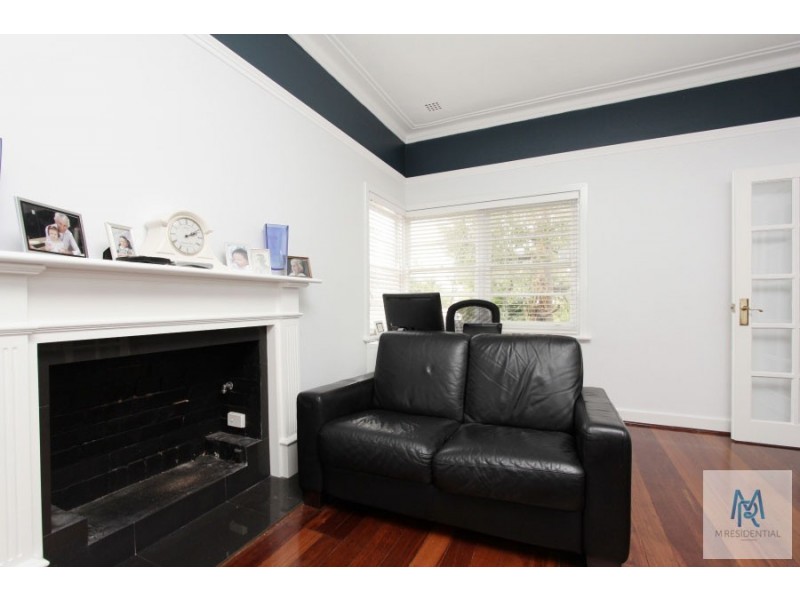 96 Monash Avenue, Como WA 6152