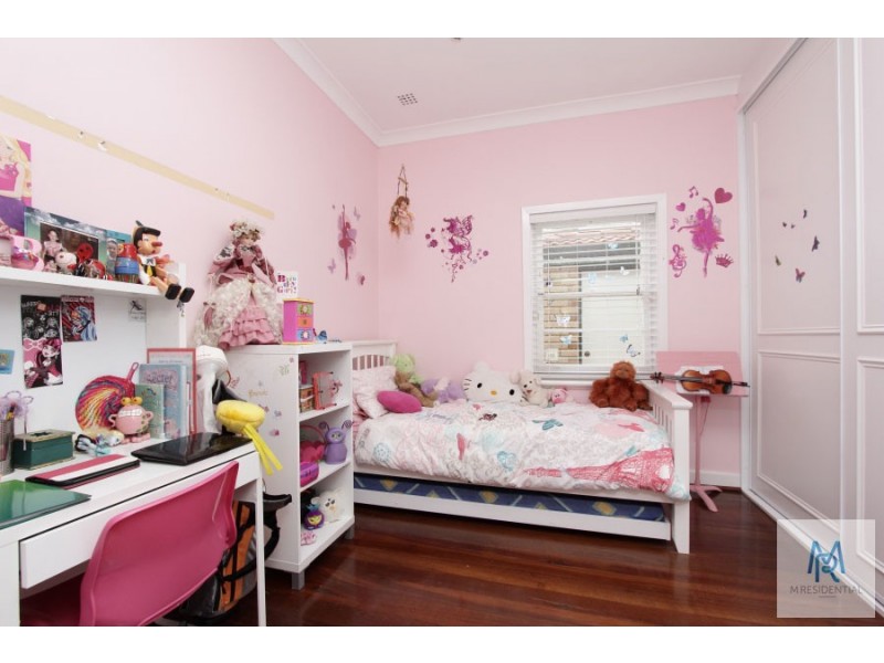 96 Monash Avenue, Como WA 6152