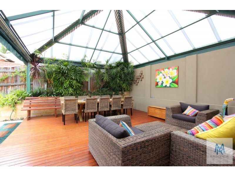 96 Monash Avenue, Como WA 6152