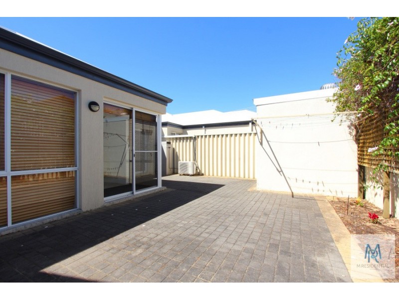 2/30 Dyson Street, South Perth WA 6151