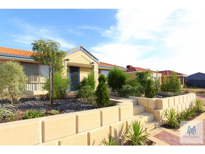 6 Nectarine Way, Forrestfield WA 6058
