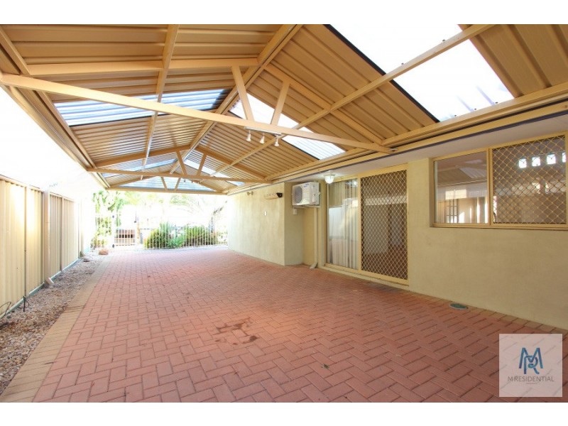 6 Nectarine Way, Forrestfield WA 6058