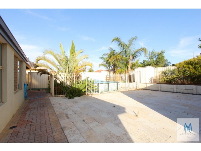 6 Nectarine Way, Forrestfield WA 6058