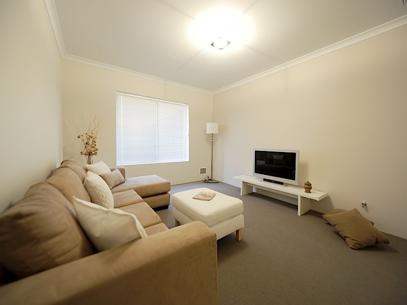 58 Henning Crescent, Manning WA 6152