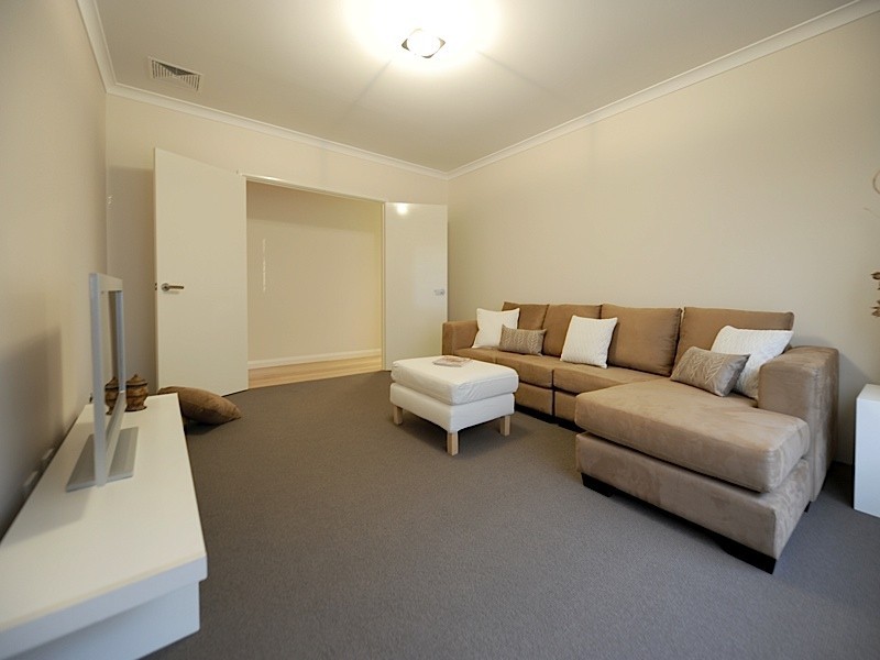 58 Henning Crescent, Manning WA 6152