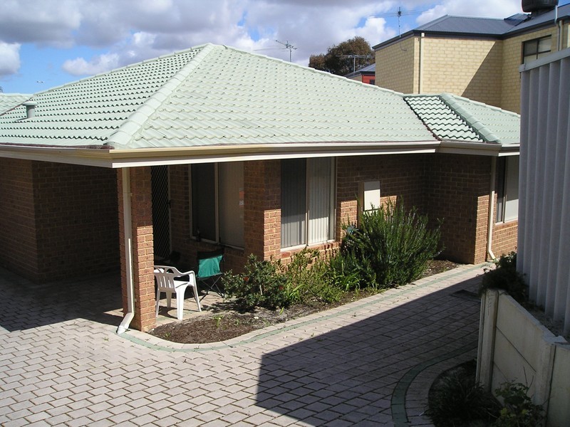 1a Chesson Place, Riverton WA 6148