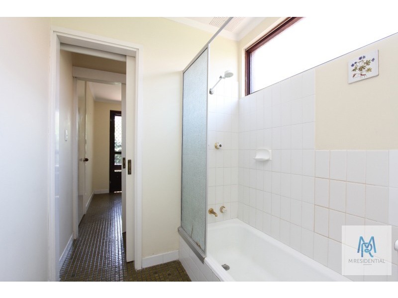 2/4 Strickland Street, South Perth WA 6151