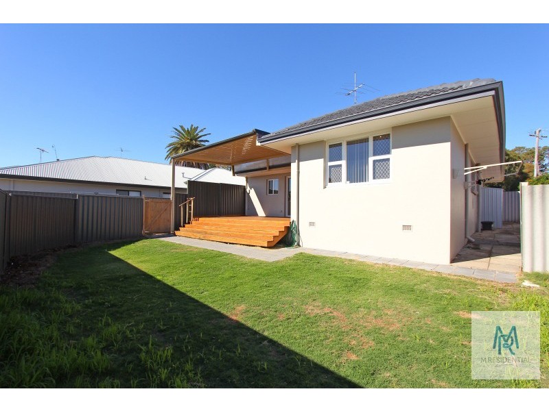 290 Marmion Street, Melville WA 6156