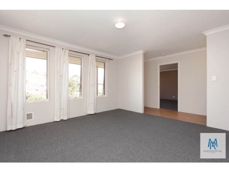 11 Jauffret Way, Tapping WA 6065