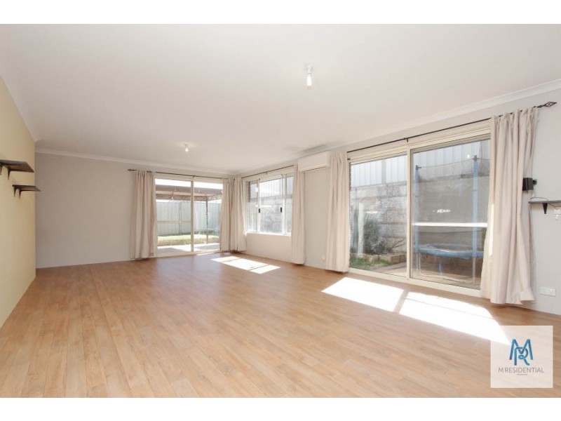 11 Jauffret Way, Tapping WA 6065