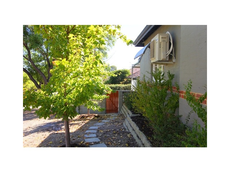 204 South Terrace, Como WA 6152