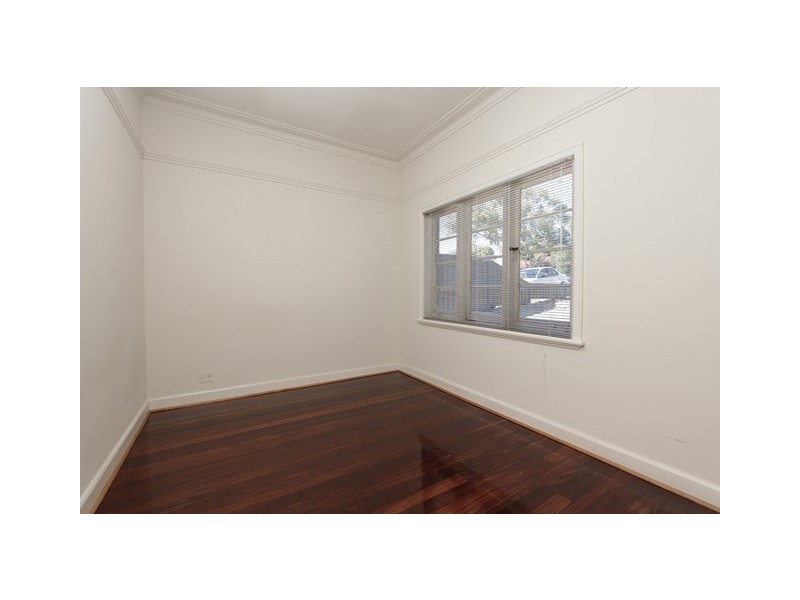 204 South Terrace, Como WA 6152