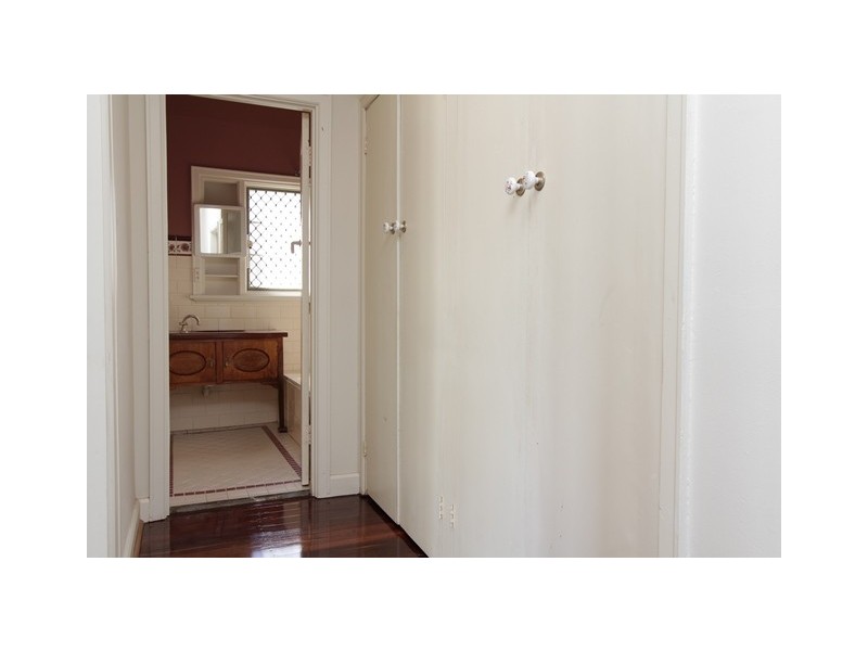 204 South Terrace, Como WA 6152