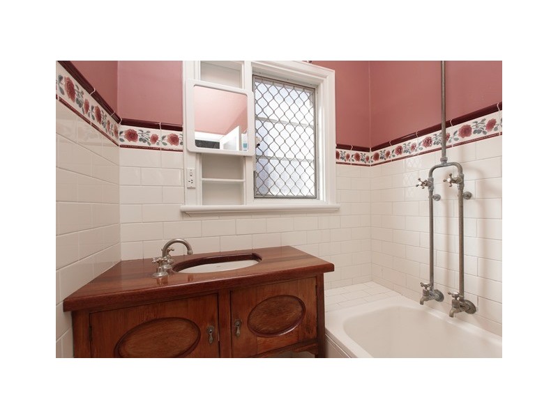 204 South Terrace, Como WA 6152