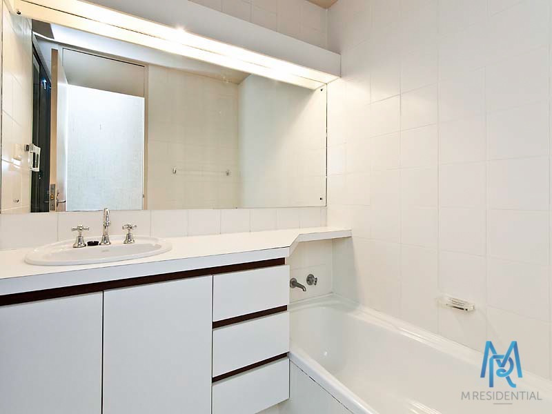 4.2/34 Mill Point Road, South Perth WA 6151