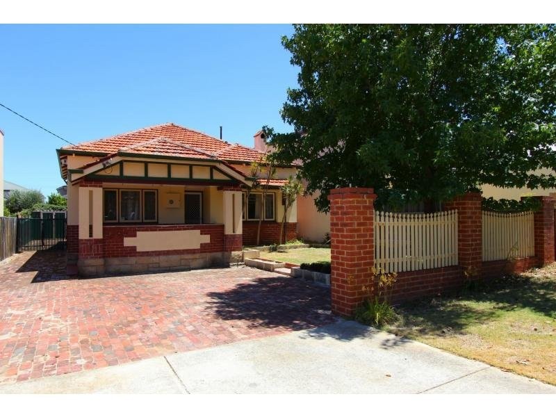 4 Broad Street, Kensington WA 6151