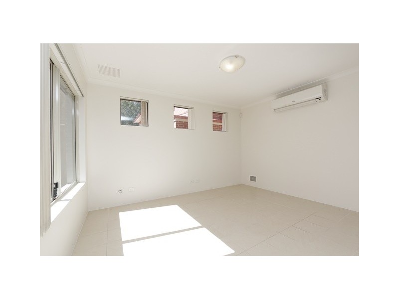 7/12 Forster Avenue, Lathlain WA 6100