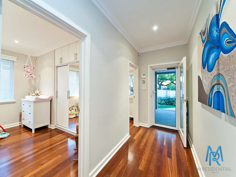 2A Norma Road, Alfred Cove WA 6154