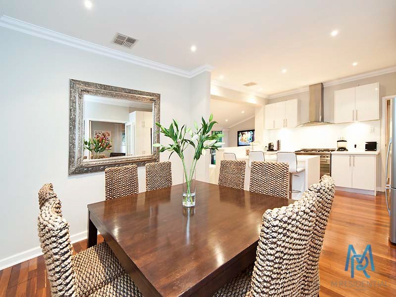 2A Norma Road, Alfred Cove WA 6154