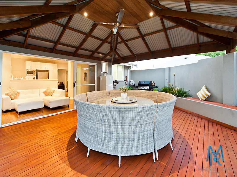 2A Norma Road, Alfred Cove WA 6154