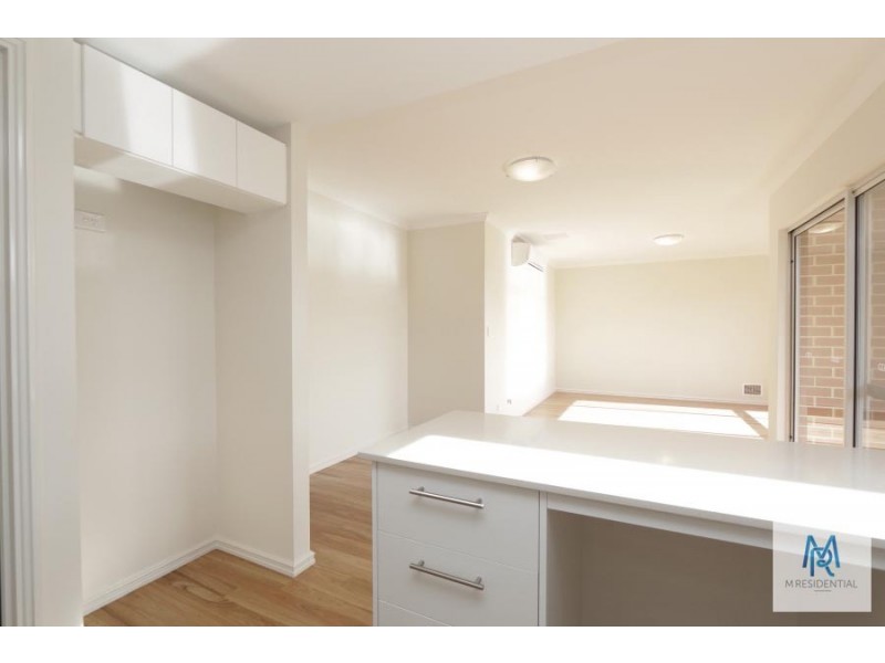 4/10 Leonard Street, Victoria Park WA 6100