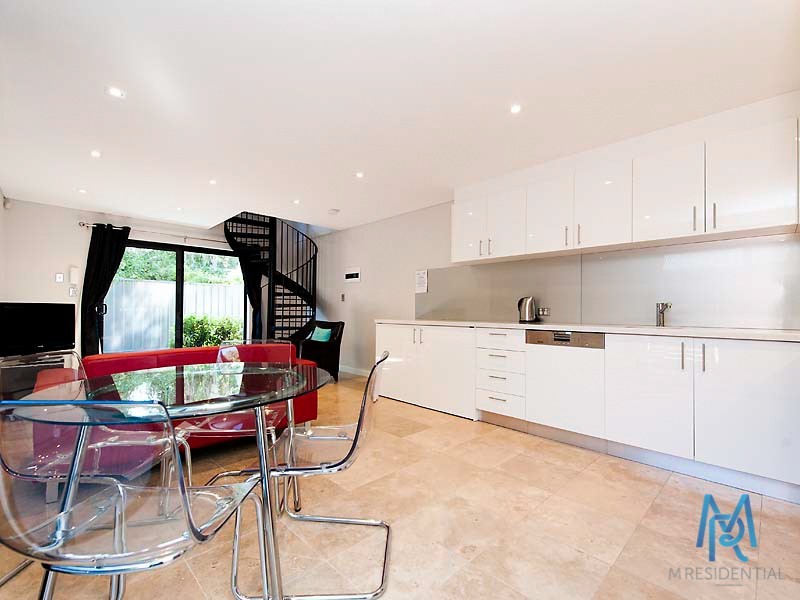 1/6 Brookside Avenue, South Perth WA 6151