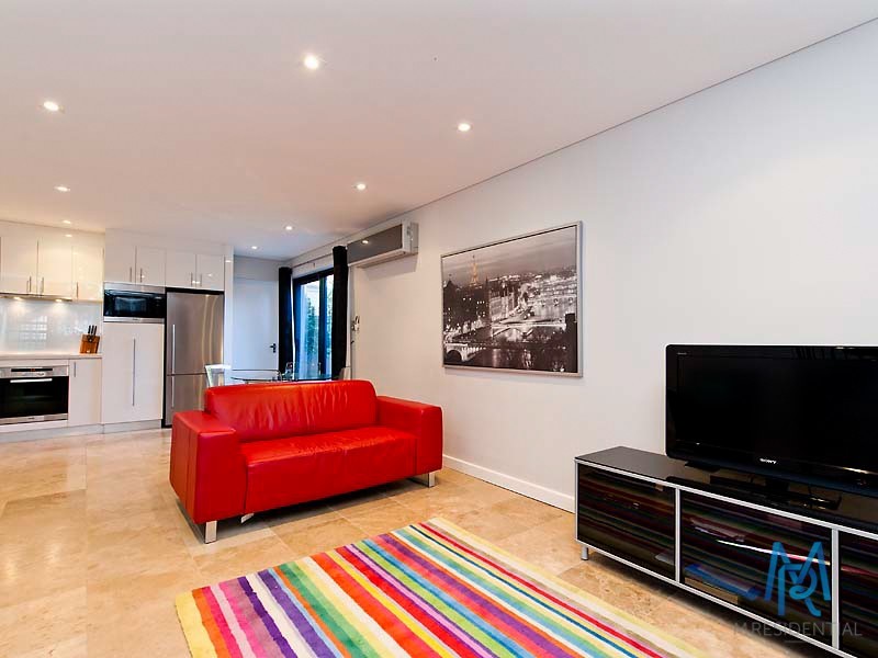 1/6 Brookside Avenue, South Perth WA 6151