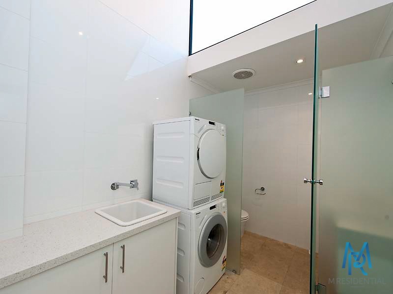 2/6 Brookside Avenue, South Perth WA 6151