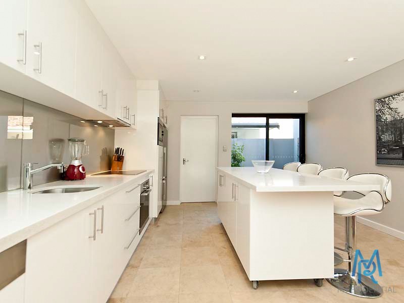 3/6 Brookside Avenue, South Perth WA 6151