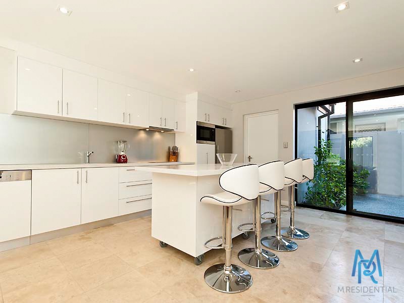 3/6 Brookside Avenue, South Perth WA 6151