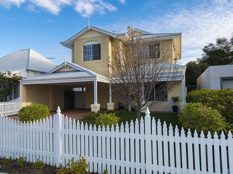 39 Gwenyfred Road, Kensington WA 6151