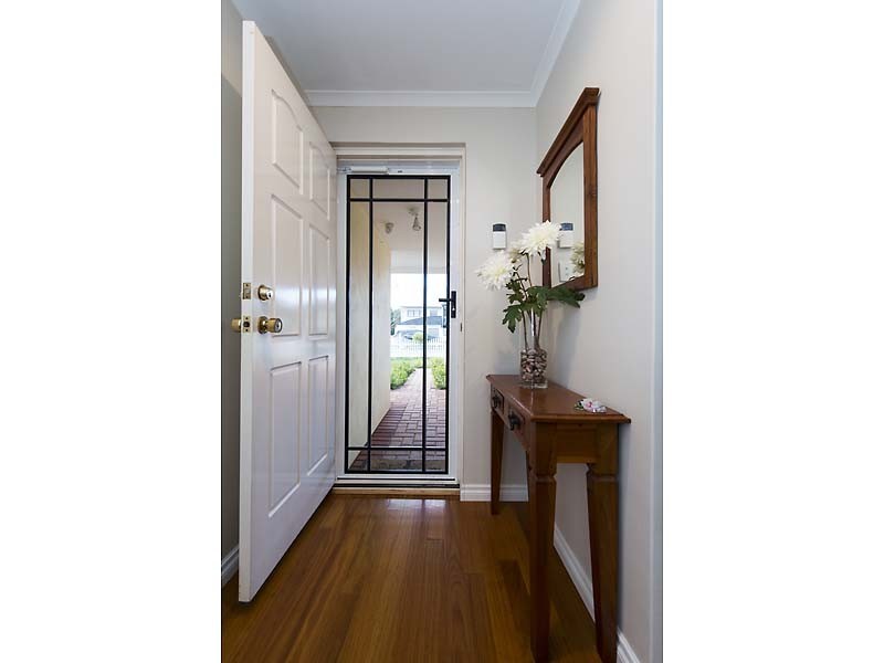 39 Gwenyfred Road, Kensington WA 6151