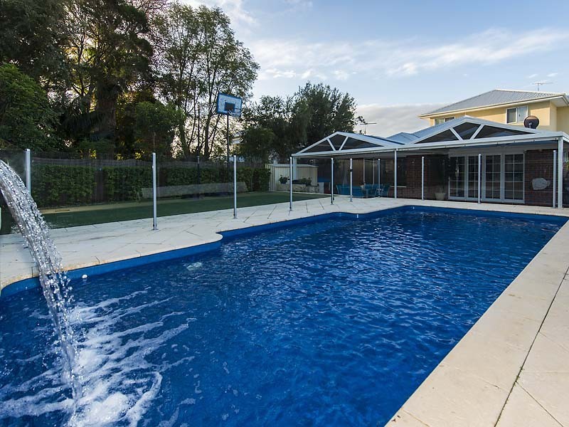 39 Gwenyfred Road, Kensington WA 6151