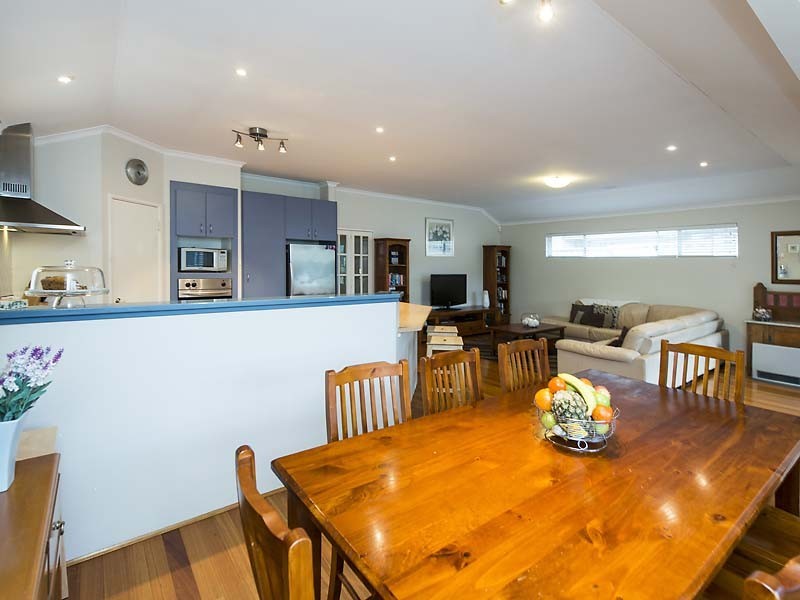 39 Gwenyfred Road, Kensington WA 6151