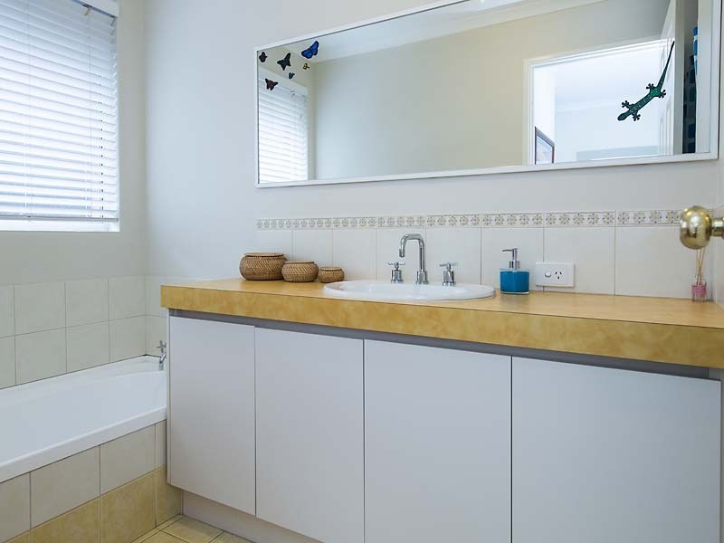 39 Gwenyfred Road, Kensington WA 6151