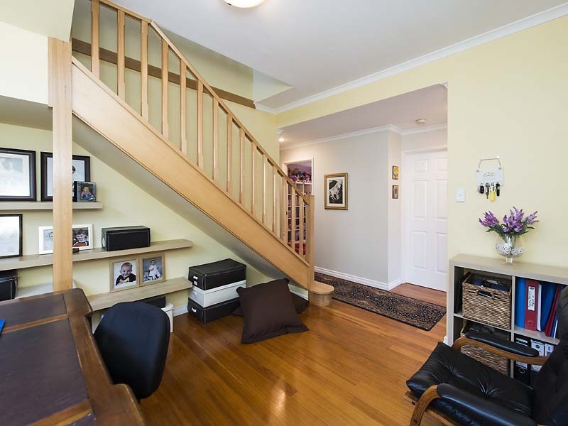 39 Gwenyfred Road, Kensington WA 6151