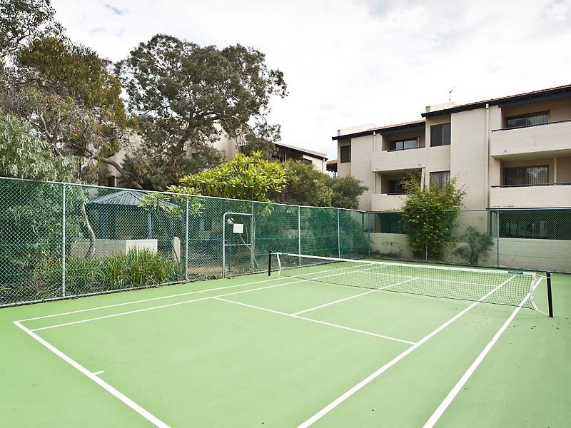 3/4 Manning Terrace, South Perth WA 6151